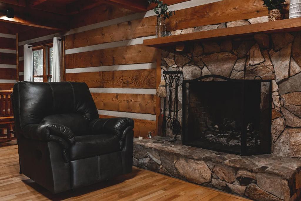 Deer Run Cabin At 36 North - Hot Tub Purlear Zewnętrze zdjęcie